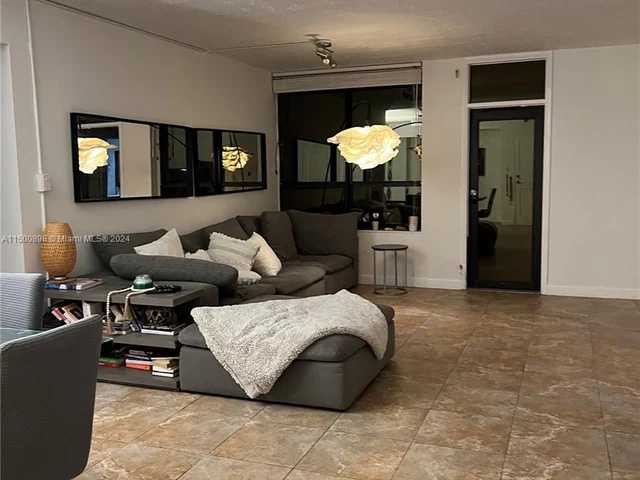 10185 Collins Ave # 309, Bal Harbour FL 33154