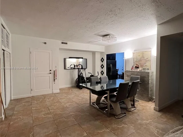 10185 Collins Ave # 309, Bal Harbour FL 33154