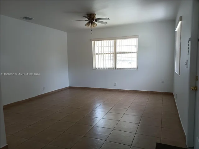 1502 N 57th Ter, Hollywood FL 33021