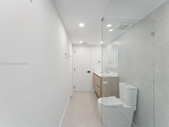 11340 SW 74th Ct, Pinecrest FL 33156