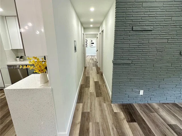 1619 NW 16th St, Fort Lauderdale FL 33311