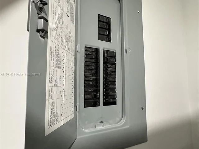 1619 NW 16th St, Fort Lauderdale FL 33311