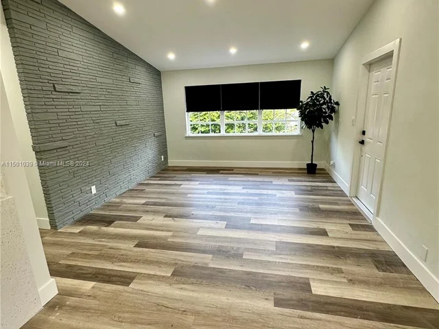 1619 NW 16th St, Fort Lauderdale FL 33311