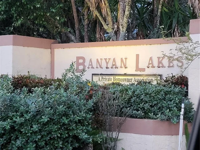 6193 Pine Tree Ln # C, Tamarac FL 33319