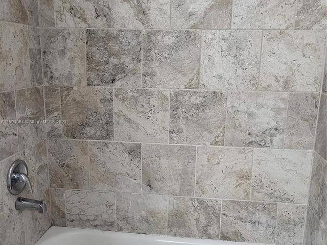 6193 Pine Tree Ln # C, Tamarac FL 33319