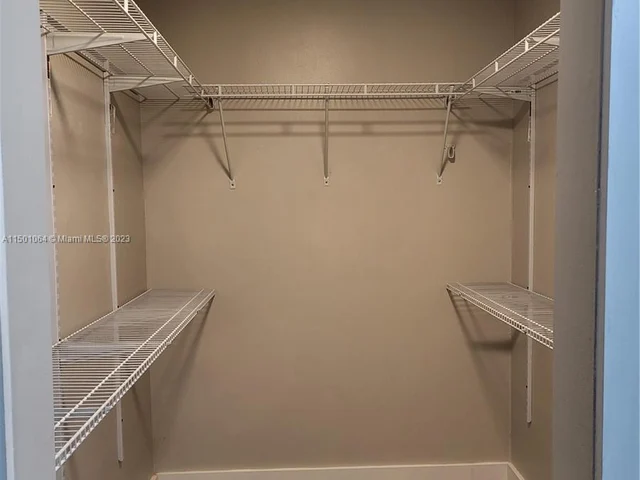 6193 Pine Tree Ln # C, Tamarac FL 33319