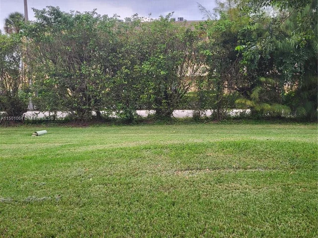 6193 Pine Tree Ln # C, Tamarac FL 33319