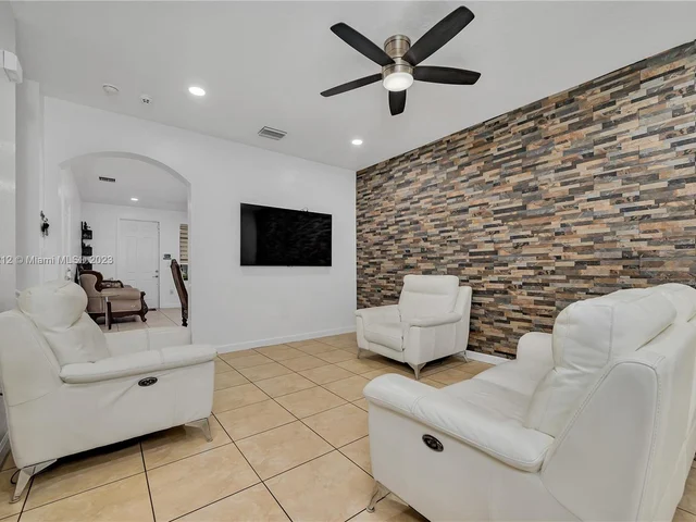 11251 SW 234th Ter # 11251, Homestead FL 33032