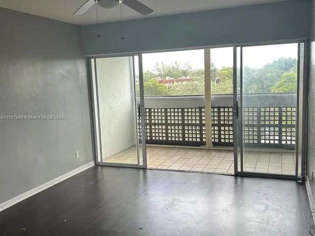 3301 Spanish Moss Ter # 504, Lauderhill FL 33319