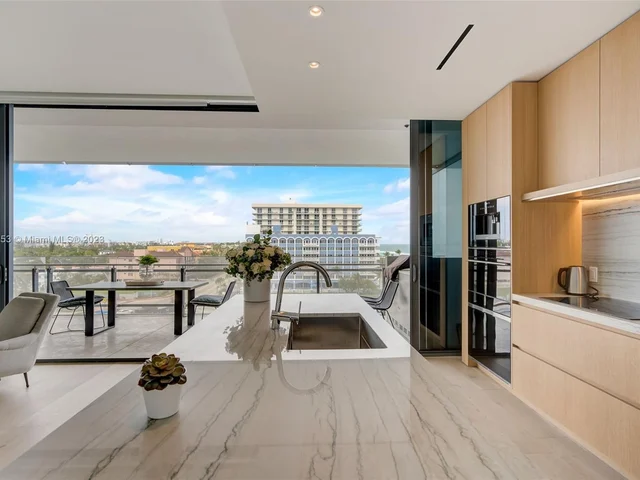 8701 Collins Ave # 603, Miami Beach FL 33154