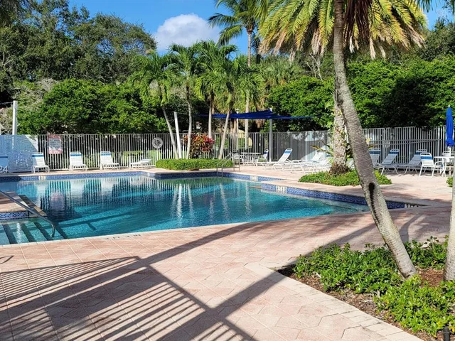 8233 White Rock Cir, Boynton Beach FL 33436