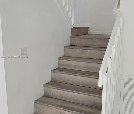 8233 White Rock Cir, Boynton Beach FL 33436