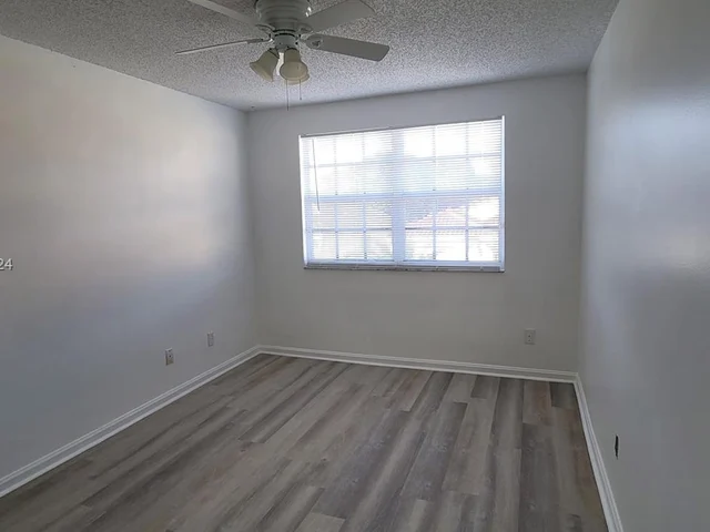 8233 White Rock Cir, Boynton Beach FL 33436