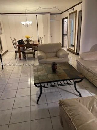 5005 Collins Ave # 325, Miami Beach FL 33140