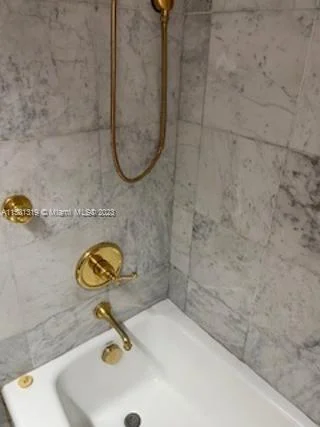 5005 Collins Ave # 325, Miami Beach FL 33140