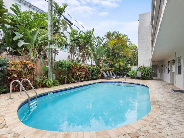 215 NE 16th Ave # 105, Fort Lauderdale FL 33301