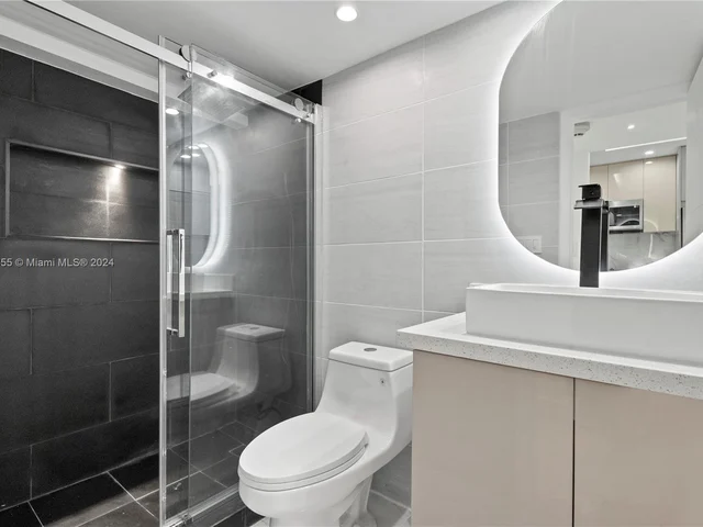 215 NE 16th Ave # 105, Fort Lauderdale FL 33301