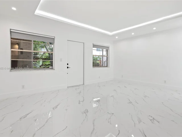 215 NE 16th Ave # 105, Fort Lauderdale FL 33301