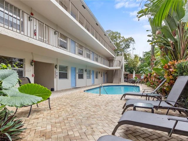 215 NE 16th Ave # 105, Fort Lauderdale FL 33301