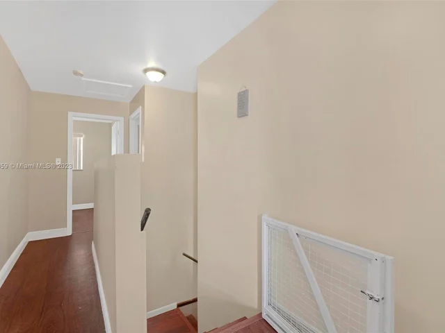 12 Meacham Ln # 12, Tamarac FL 33319