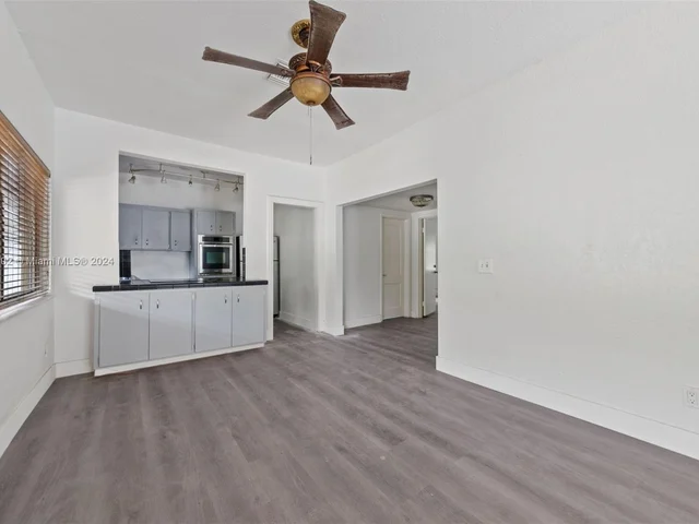 30 SW 5th St # 1, Dania Beach FL 33004