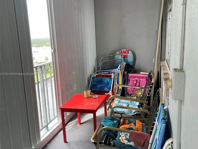 1400 S Ocean Dr # 1605, Hollywood FL 33019