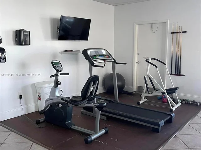 1400 S Ocean Dr # 1605, Hollywood FL 33019