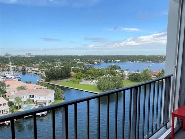 1400 S Ocean Dr # 1605, Hollywood FL 33019