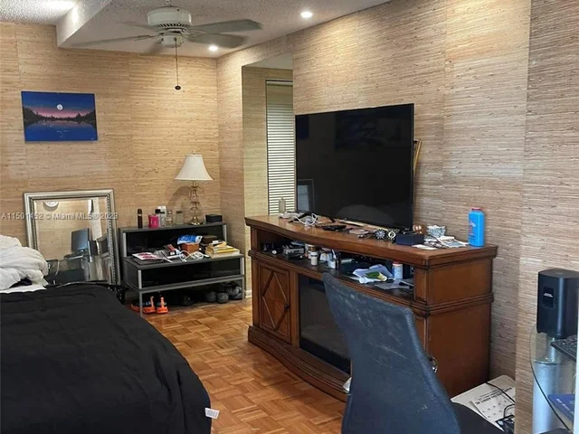 1400 S Ocean Dr # 1605, Hollywood FL 33019