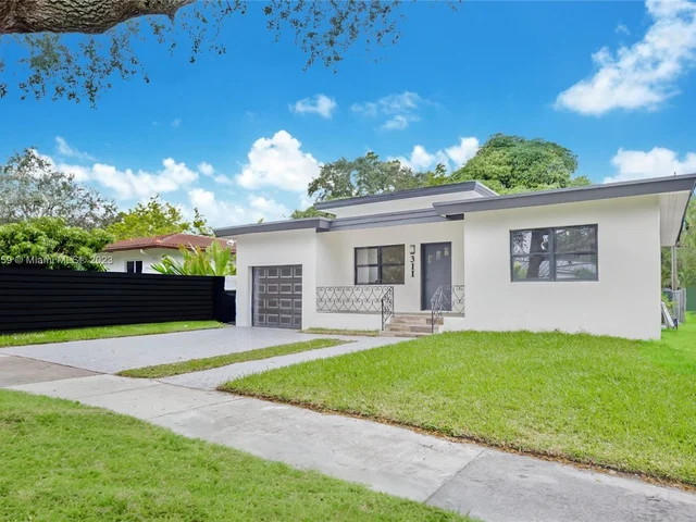 311 NE 90th St, Miami FL 33138