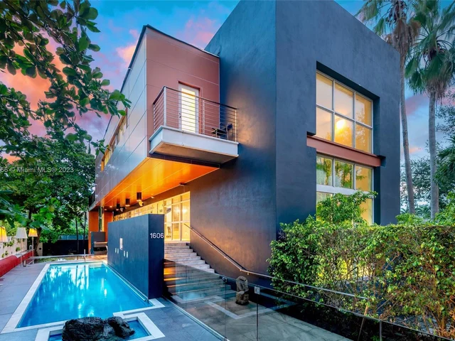 1606 S Bayshore Dr, Miami FL 33133