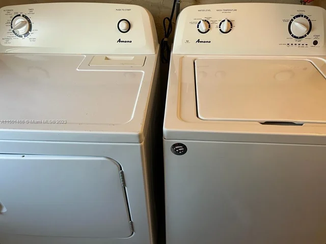 1414 NE 178th St, North Miami Beach FL 33162