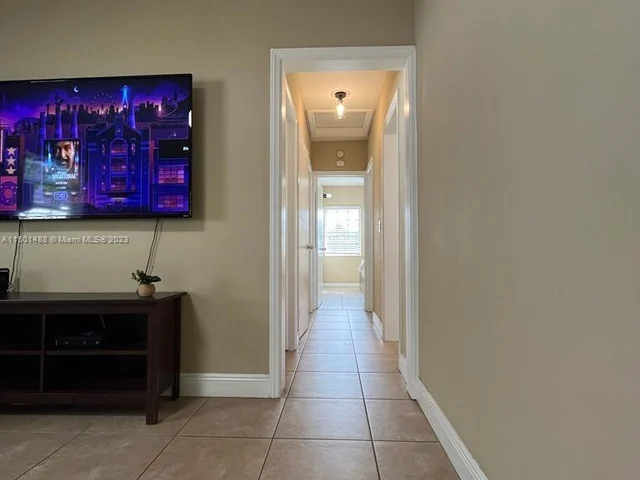 1414 NE 178th St, North Miami Beach FL 33162