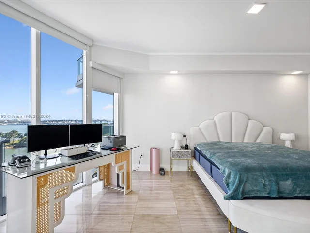 2020 N Bayshore Dr # 801, Miami FL 33137