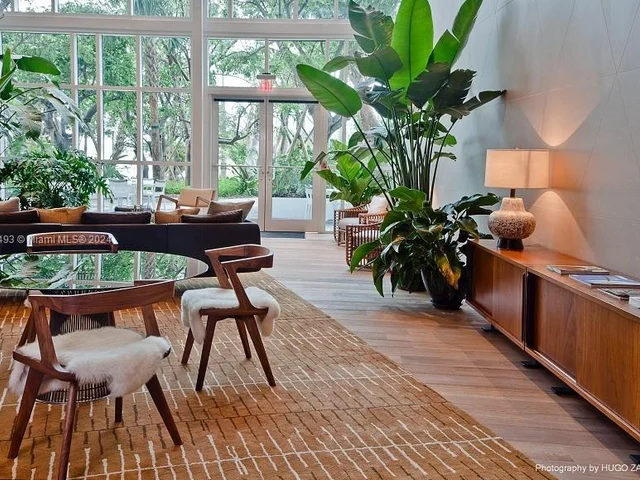 2020 N Bayshore Dr # 801, Miami FL 33137