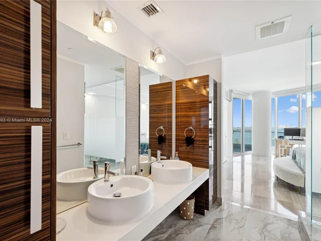 2020 N Bayshore Dr # 801, Miami FL 33137