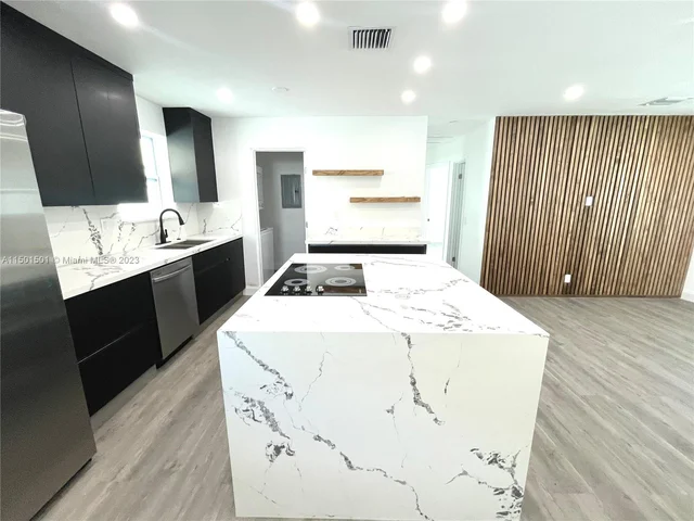 2210 Cody St, Hollywood FL 33020