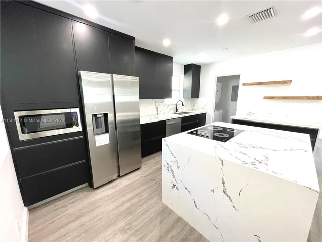 2210 Cody St, Hollywood FL 33020