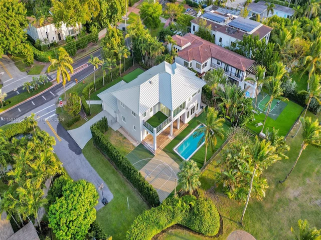 5180 La Gorce Dr, Miami Beach FL 33140