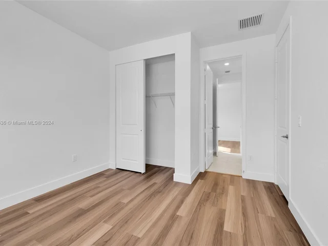 12116 SW 82 PL, Miami FL 33156