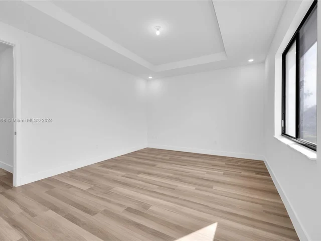 12116 SW 82 PL, Miami FL 33156