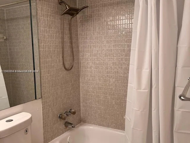 800 Parkview Dr # 827, Hallandale Beach FL 33009