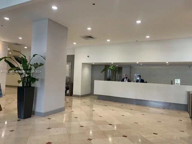 100 LINCOLN RD # 710, Miami Beach FL 33139