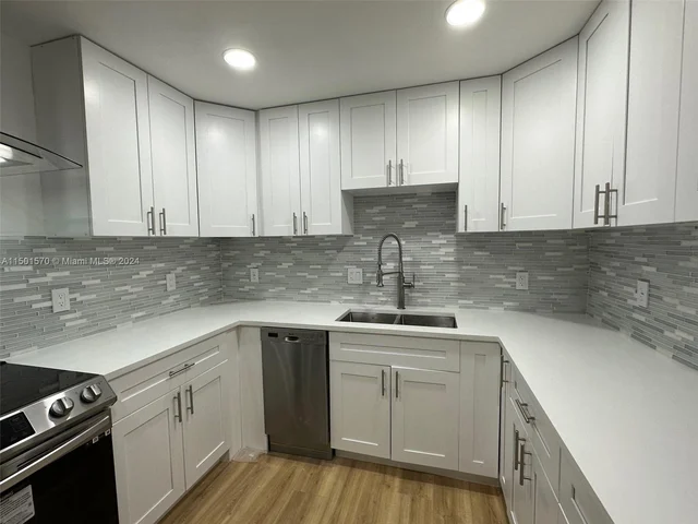 2048 Hythe C # 2048, Boca Raton FL 33434