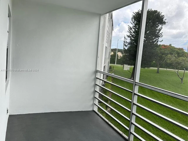 2048 Hythe C # 2048, Boca Raton FL 33434