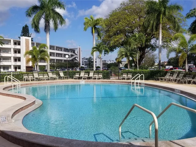 2048 Hythe C # 2048, Boca Raton FL 33434