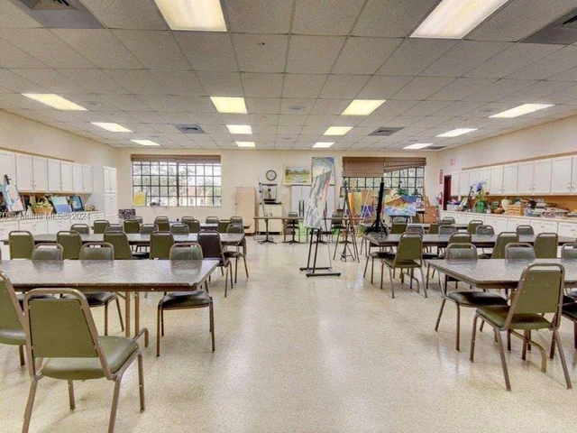 2048 Hythe C # 2048, Boca Raton FL 33434