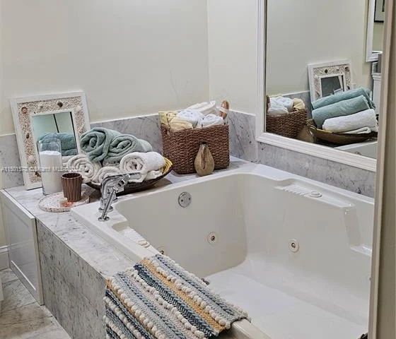 16445 Collins Ave # 1421, Sunny Isles Beach FL 33160