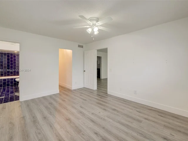 2495 SW 82nd Ave # 204, Davie FL 33324