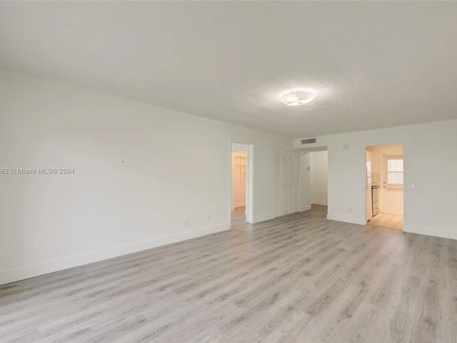 2495 SW 82nd Ave # 204, Davie FL 33324